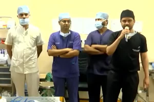 Robotic Retzius sparing prostatectomy